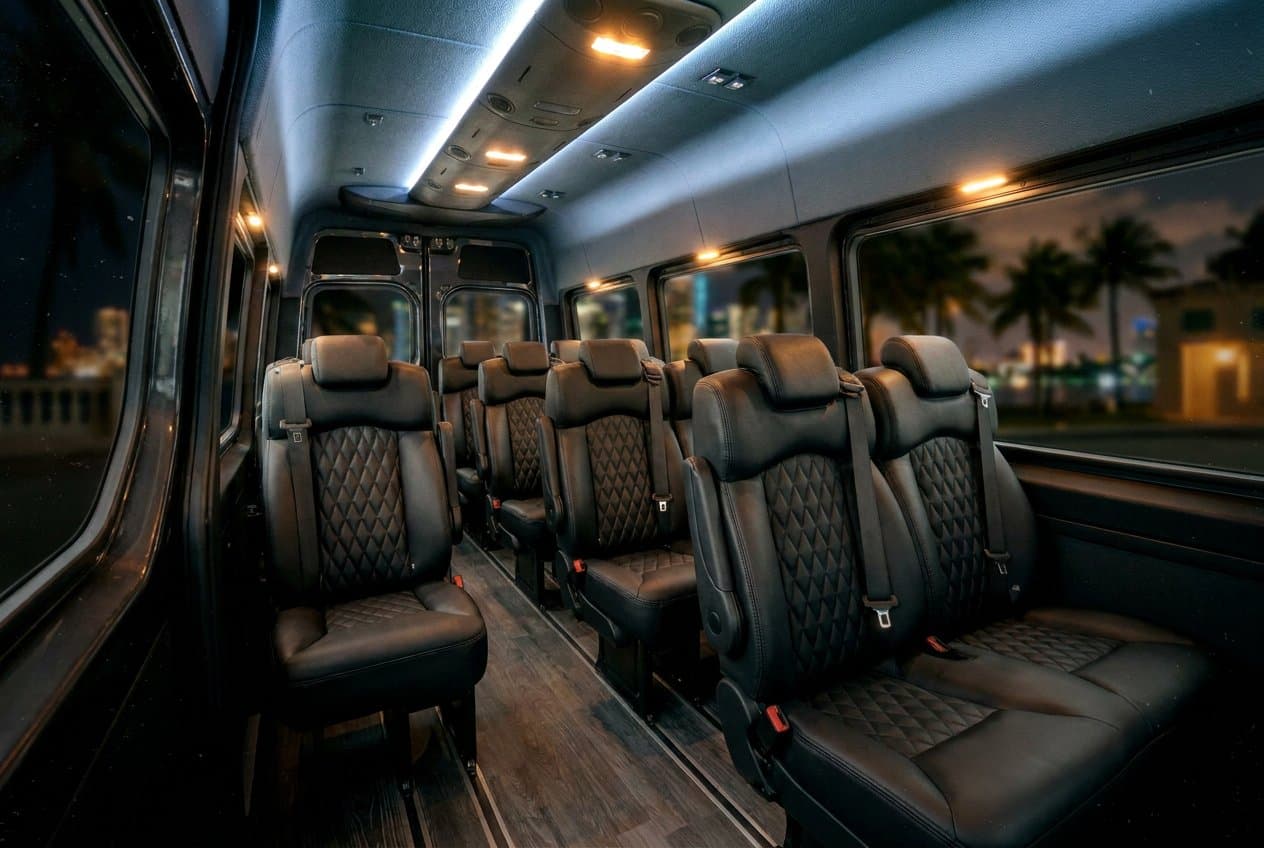 Business Sprinter 14 interior