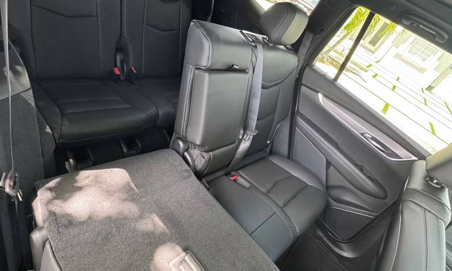 SUV X · 2nd row